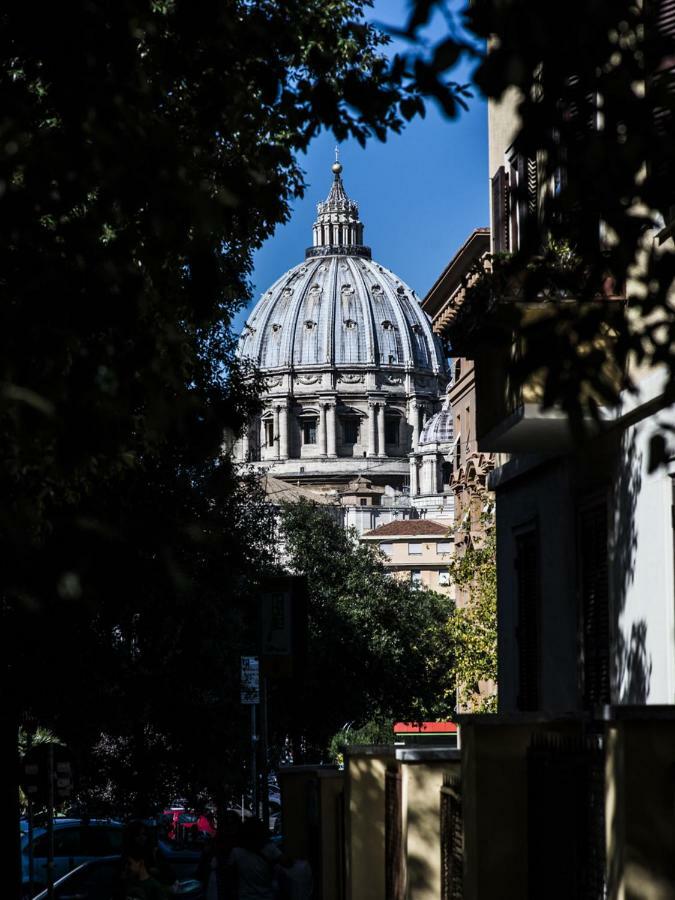 Saint Peter House Station Apartment Rome Bagian luar foto