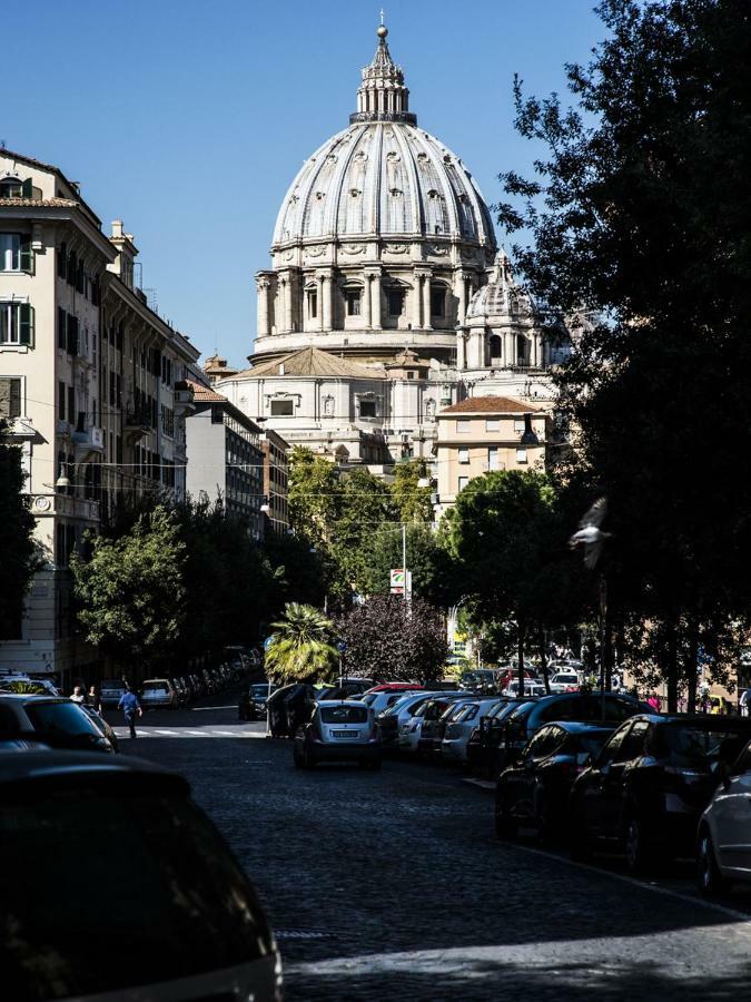Saint Peter House Station Apartment Rome Bagian luar foto